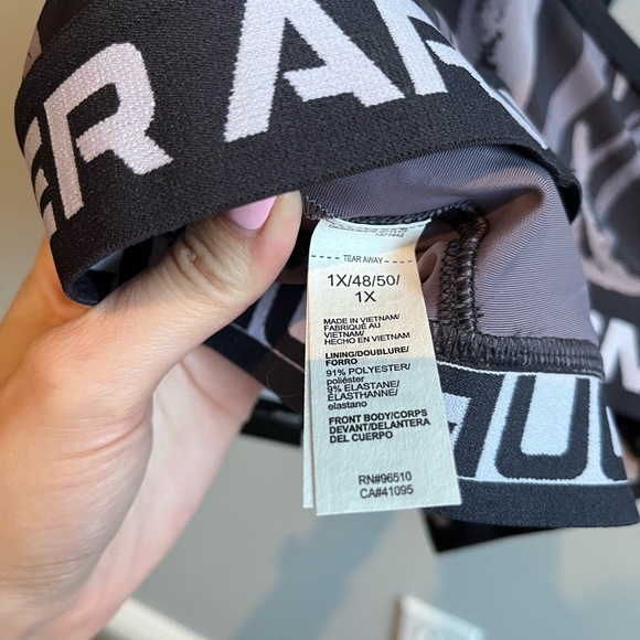 Under Armour Crossback Sports Bra - Medium Support with Compression - Picture 4 of 8